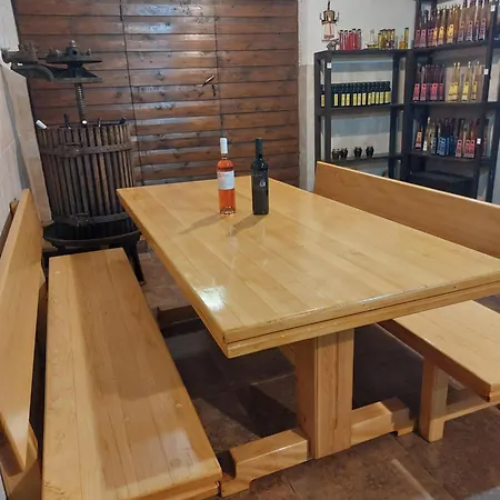 بيت ضيافة Androvic 3*